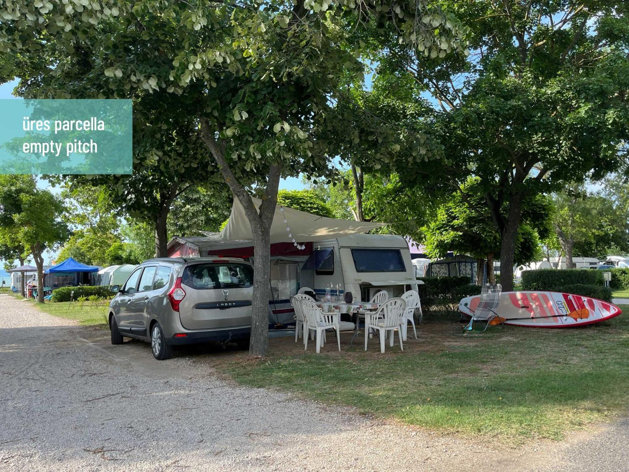 Aranypart Camping & Apartments Siofok Bagian luar foto